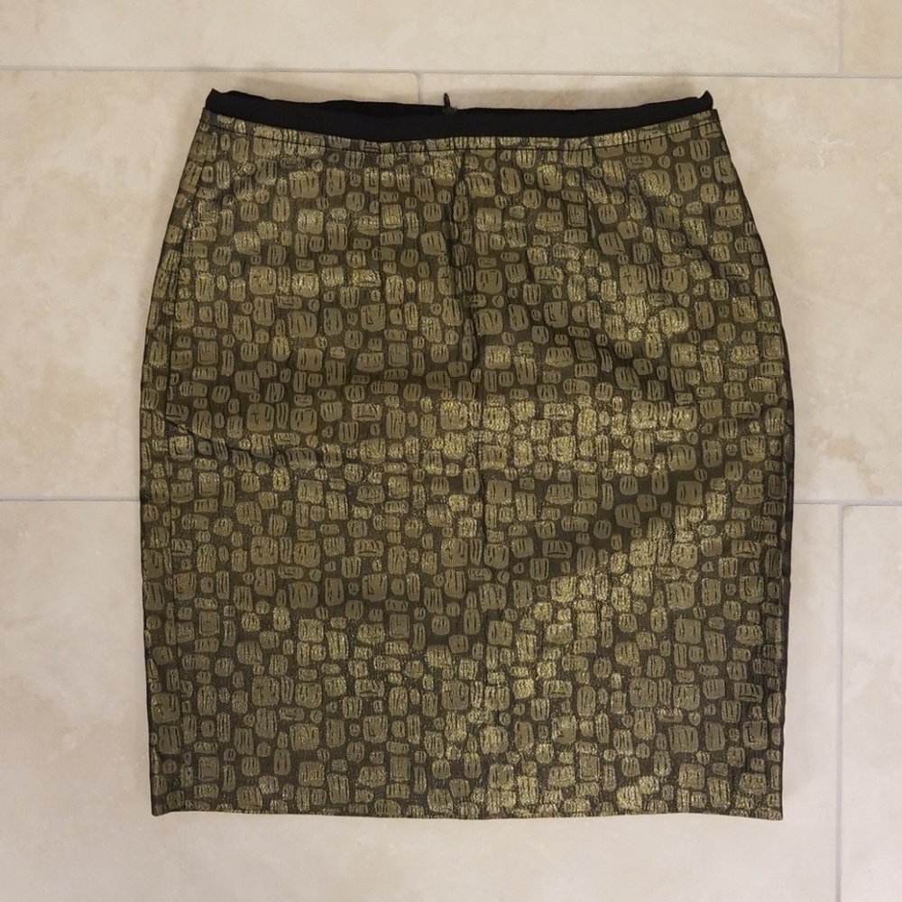 Loft Black & Gold Jacquard Pencil Skiet, Size 2